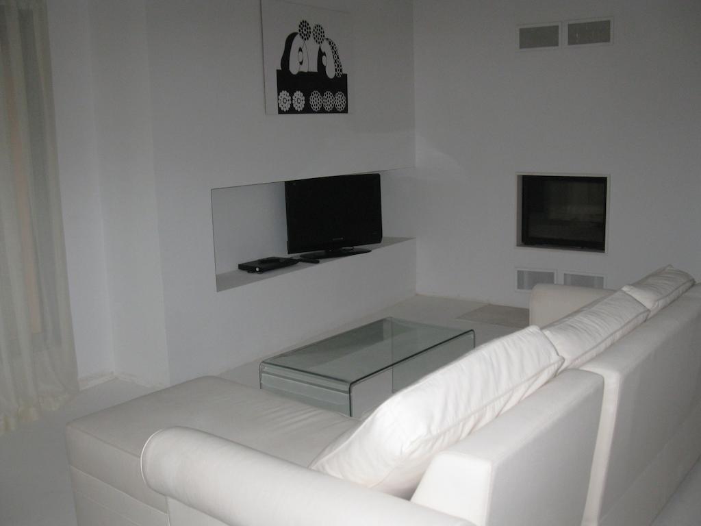 Family Hotel The Body Μπατάκ Δωμάτιο φωτογραφία